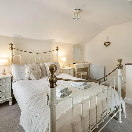 1 Bed In Oc-lr058 *
