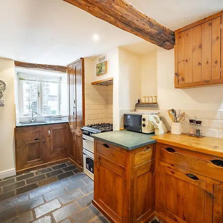 1 Bed In Oc-lr058 *